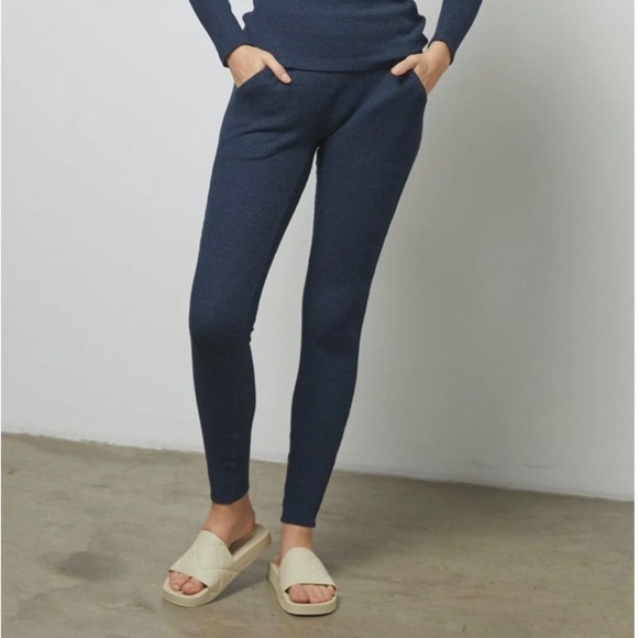 LUNYA Restore Thermal High Rise Legging - Picture 1 of 5